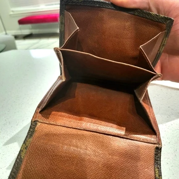 Louis Vuitton | Elise Wallet - Picture 6 of 9